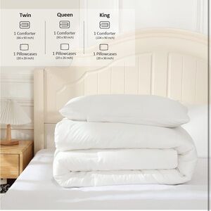 Sz Queen 3pc set - 1 Comforter & 2 Pillowcases (90"x90")